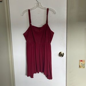 Beautiful, like new baby doll tank.